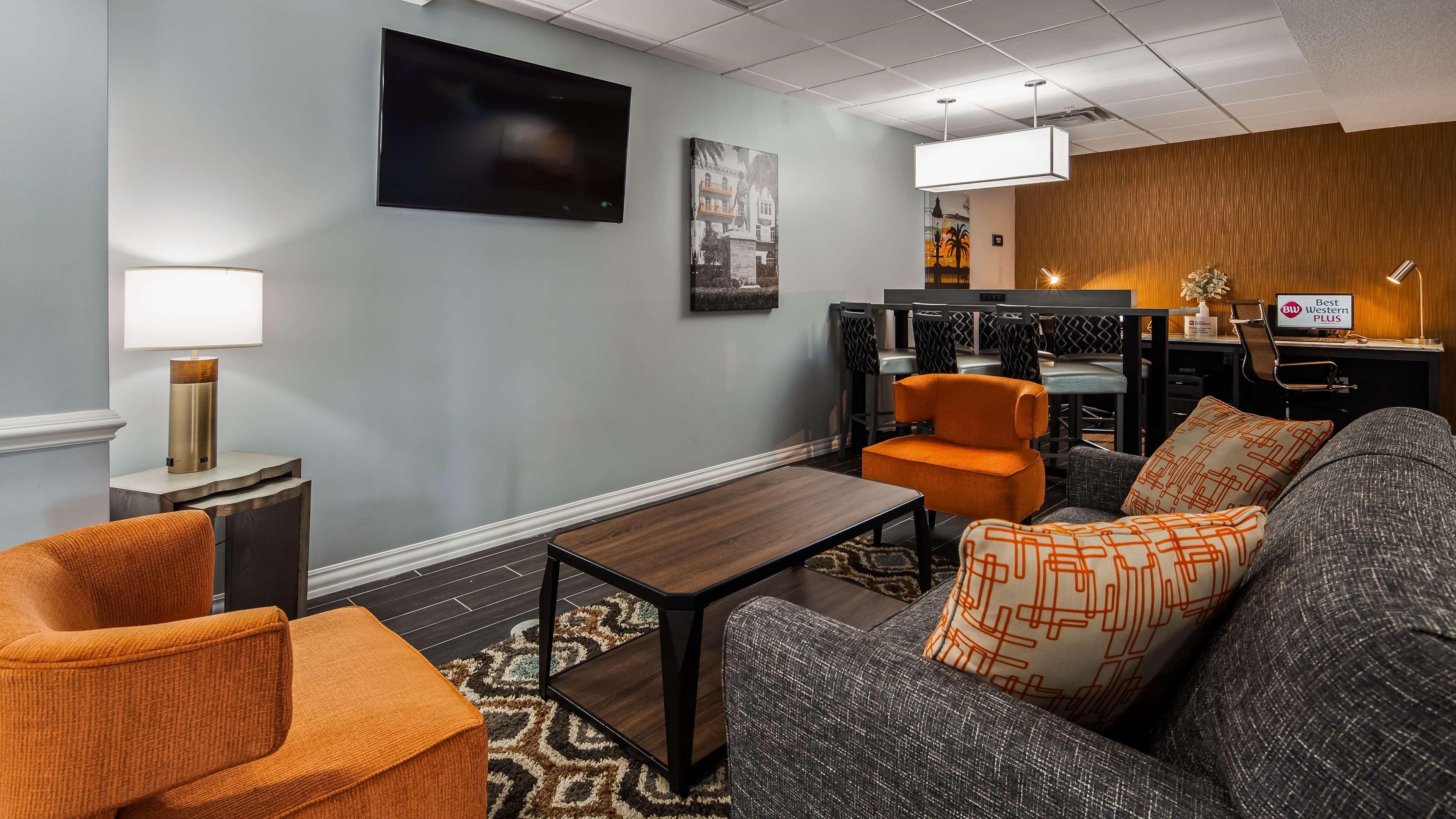 Best Western Plus New Caney Inn & Suites Zewnętrze zdjęcie