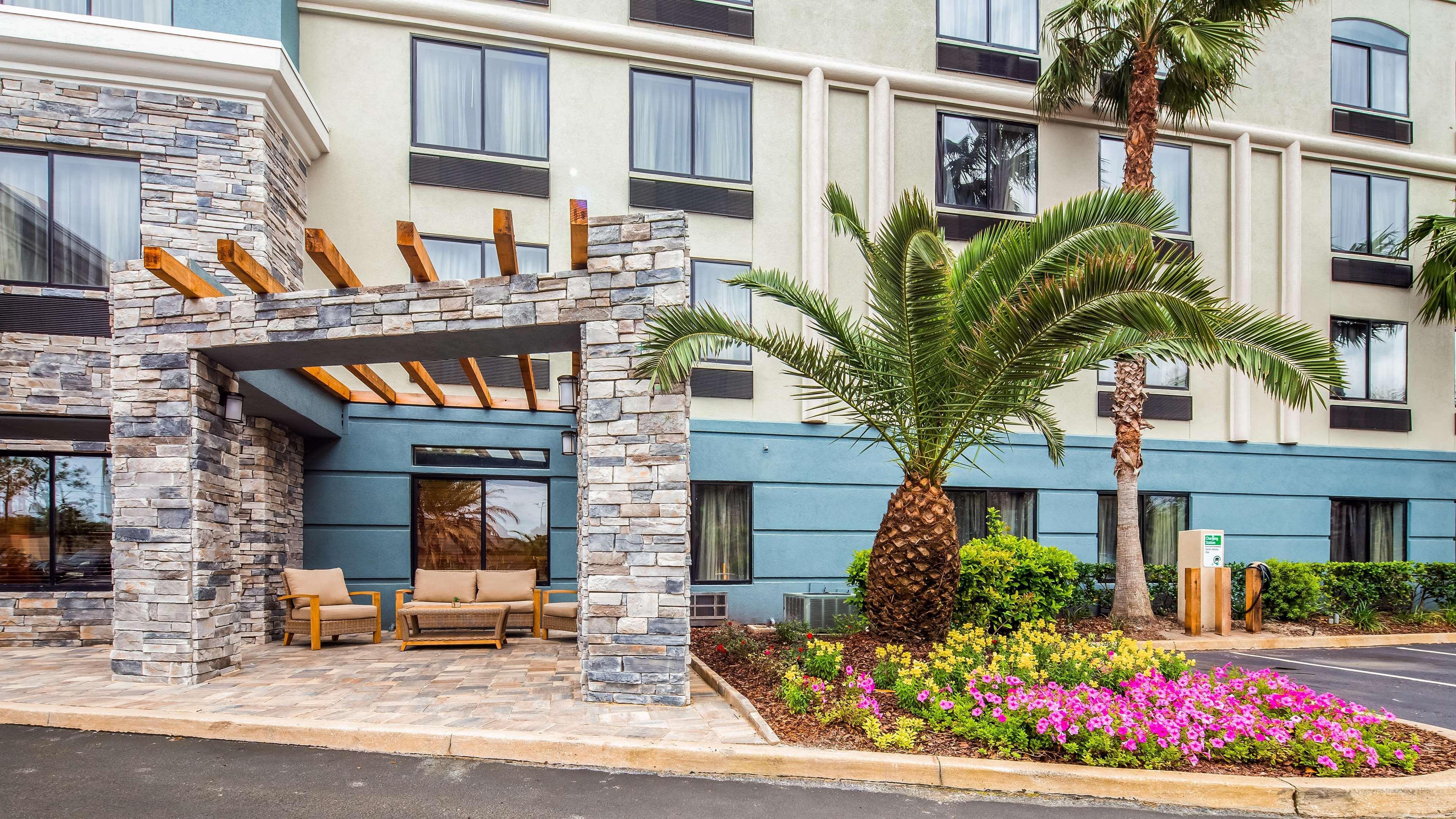 Best Western Plus New Caney Inn & Suites Zewnętrze zdjęcie
